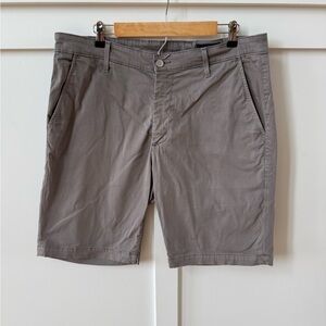 Men’s AG Griffin Tailored Shorts – Classic Premium Fit (Gray)